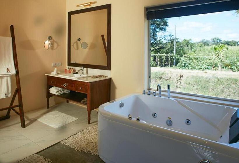 스탠다드 룸 킹사이즈 침대, Seerock The Kings Domain