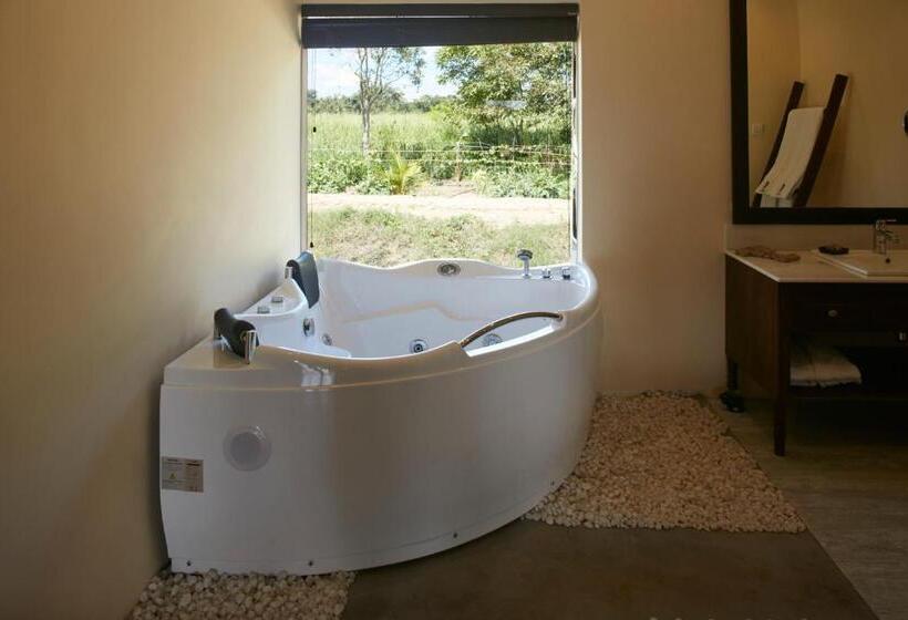 디럭스 자쿠지룸, Seerock The Kings Domain