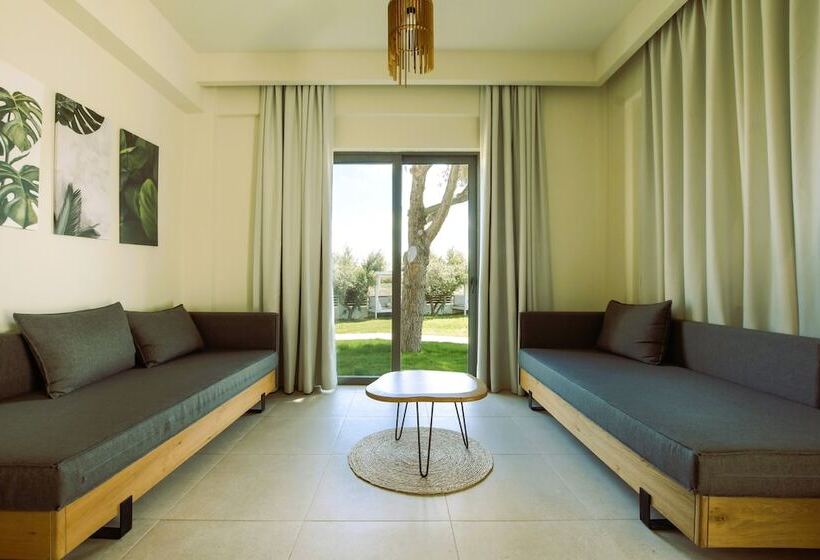 סוויטה עם בריכה, Malena Hotel & Suites   Adults Only By Omilos Hotels