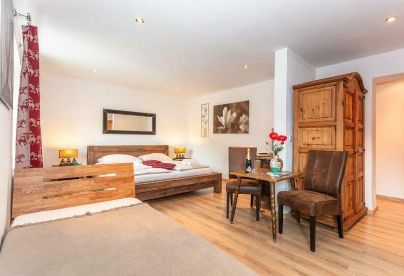 スタンダードトリプルルーム, Landgasthof Fürstenbrunn