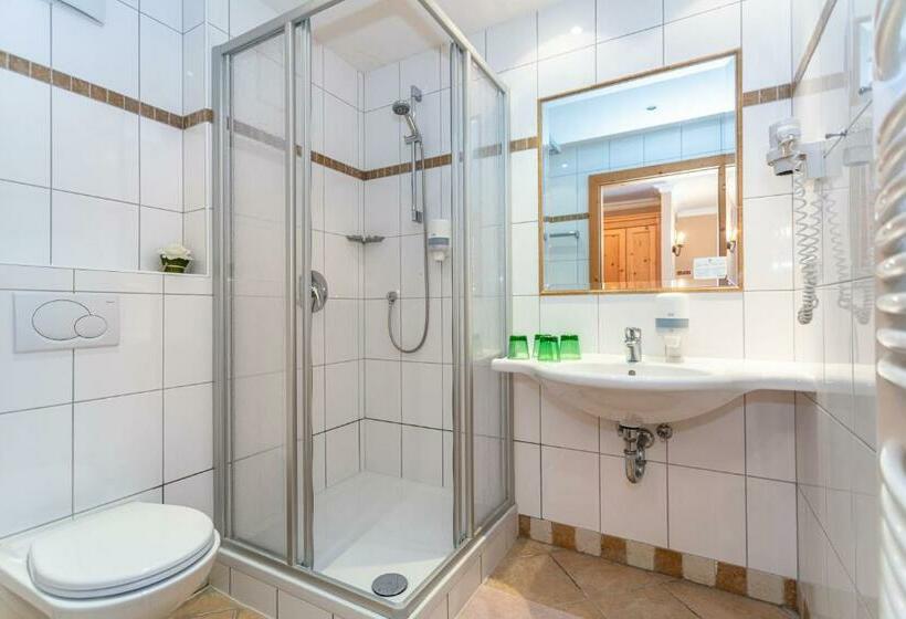 スタンダード４人部屋, Landgasthof Fürstenbrunn