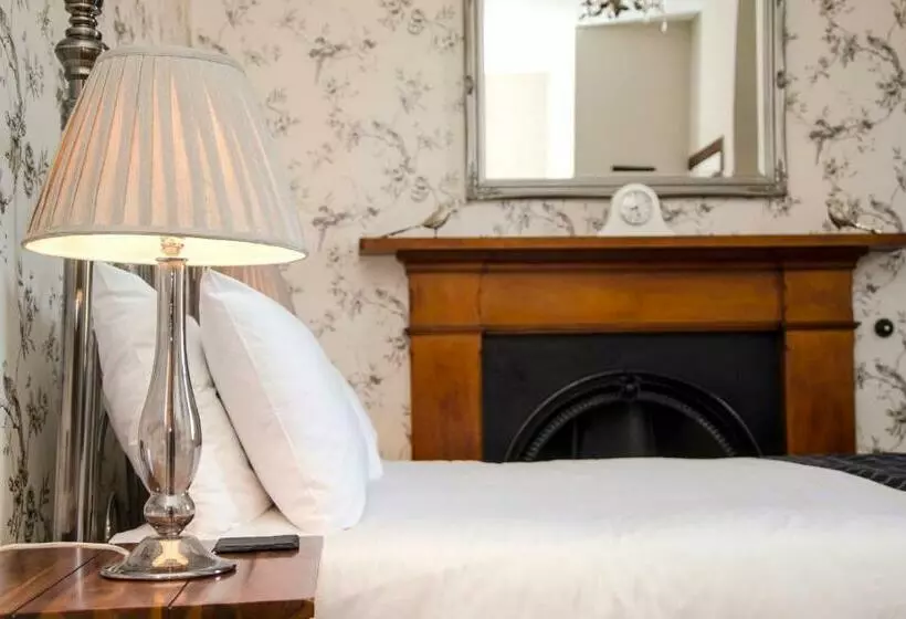 اتاق استاندارد با تخت بزرگ, Strathallan Bed And Breakfast