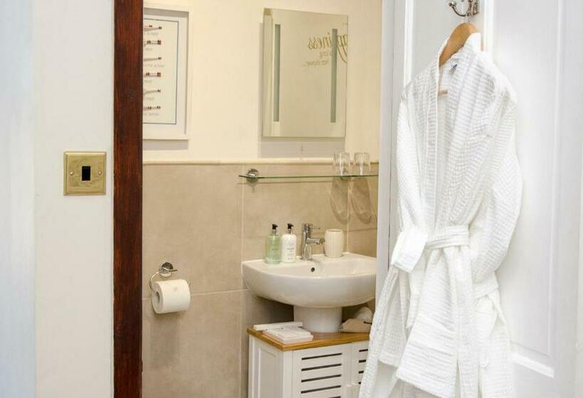 Стандартный Номер Кровать Кинг, Strathallan Bed And Breakfast