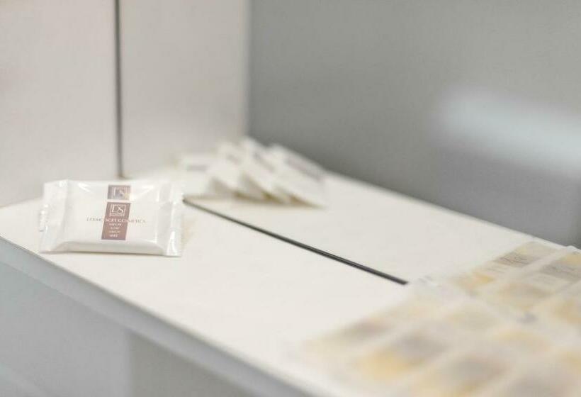 اتاق استاندارد با بالکن, Regina Hotel E Ristorante