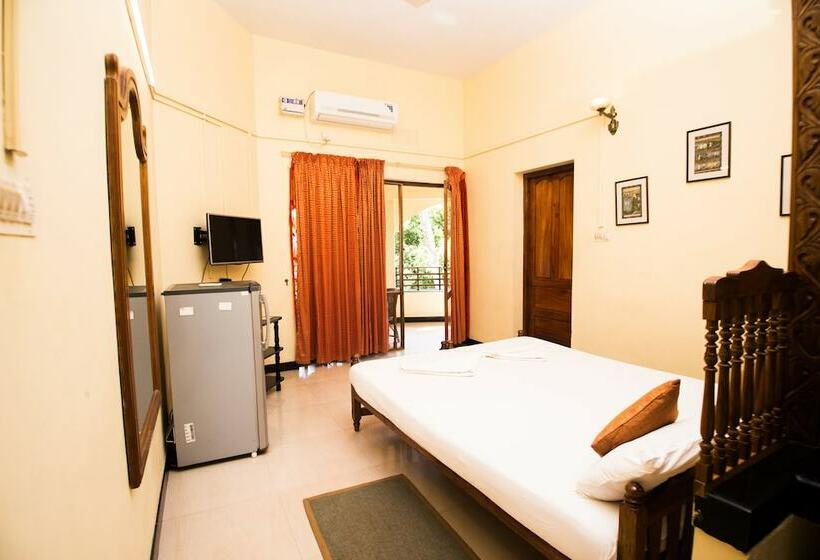 سوییت لوکس, Thiruvambadi Beach Retreat