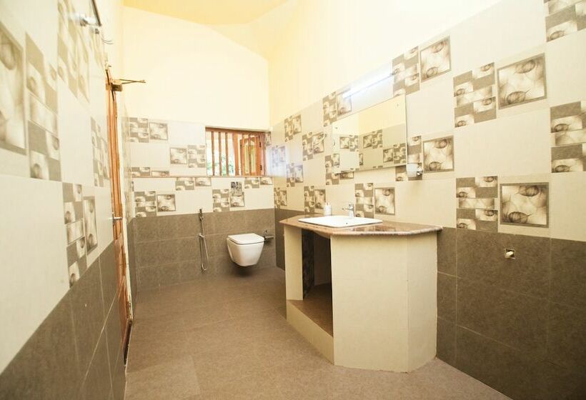 سوییت لوکس, Thiruvambadi Beach Retreat