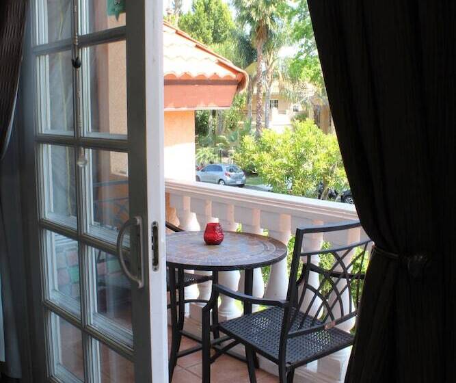 스위트, Sweet Dreams B&b La