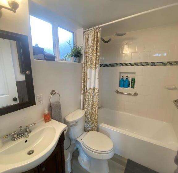 스탠다드 스튜디오 킹침대, Sweet Dreams B&b La