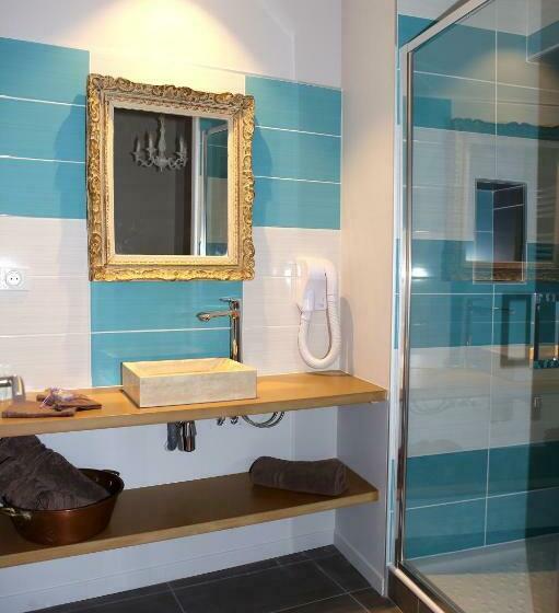 Номер Стандарт Вид на Горы, Aux Pierres Magiques