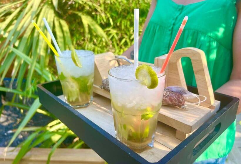 디럭스 룸 킹사이즈 침대, Gites D'armor