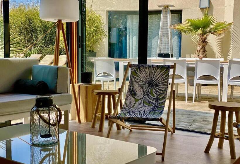 디럭스 룸 킹사이즈 침대, Gites D'armor