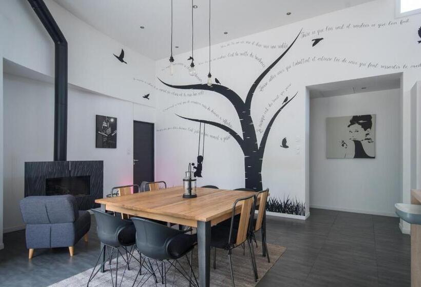 디럭스 룸 킹사이즈 침대, Gites D'armor