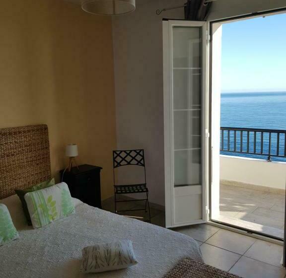 Номер Стандарт Вид на Море, Maison Bella Vista