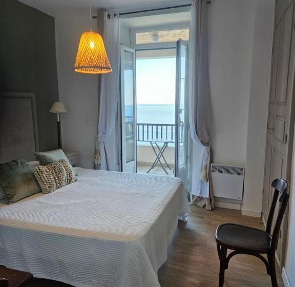 Номер Стандарт Вид на Море, Maison Bella Vista