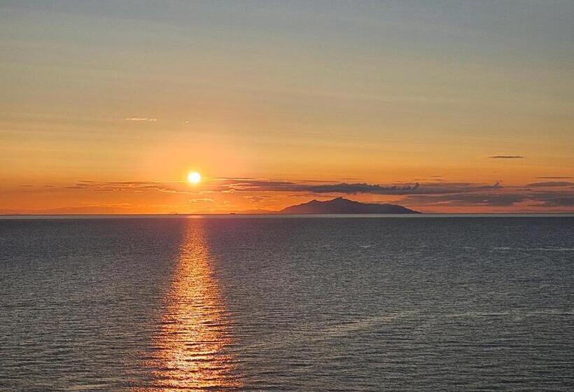 Номер Стандарт Вид на Море, Maison Bella Vista