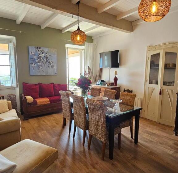 Дом 4 Спальни, Maison Bella Vista