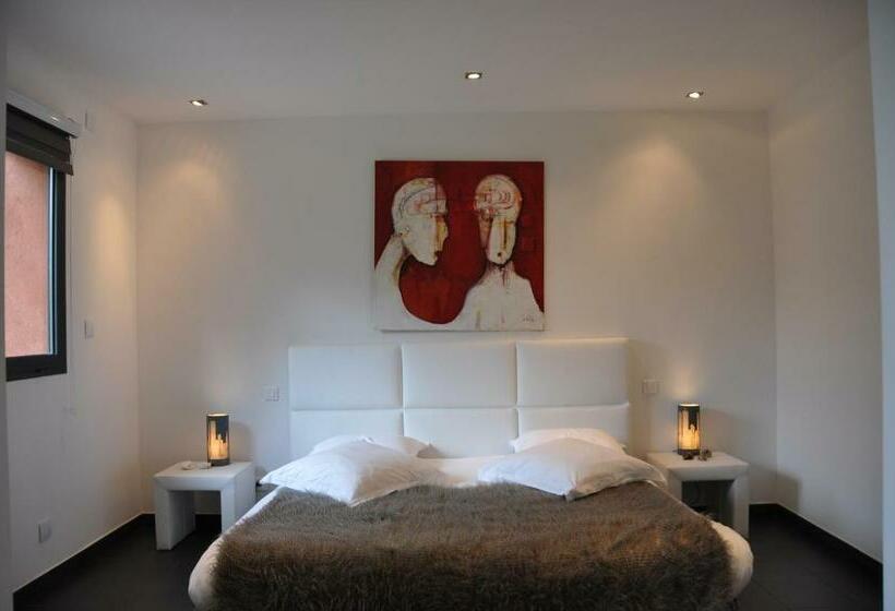 جناح مطلّ علي الحديقة, Villa Hippocampe