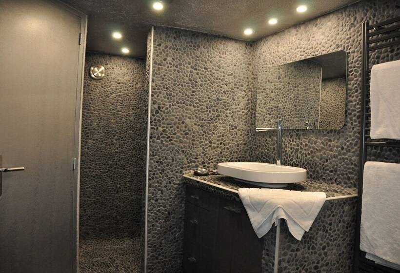 اتاق اکونومی, Villa Hippocampe