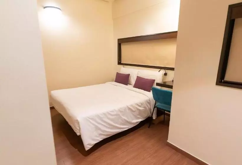 スーペリアールーム, 7 Apple Hotel Aurangabad