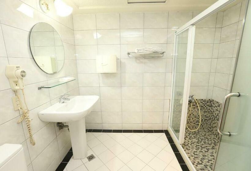 اتاق استاندارد چهار تخته, Banciaoking