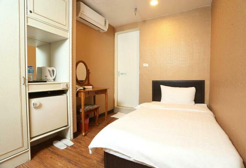 اتاق استاندارد یک نفره, Banciaoking