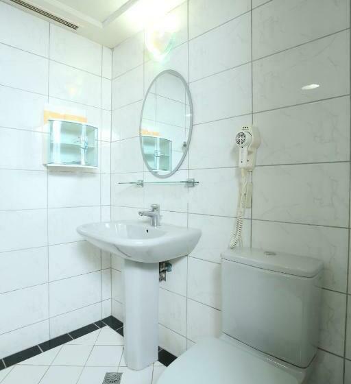 اتاق استاندارد چهار تخته, Banciaoking