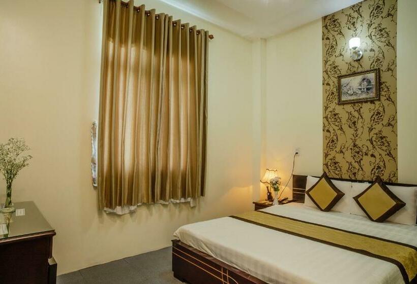 Standard Room, Dong Bao