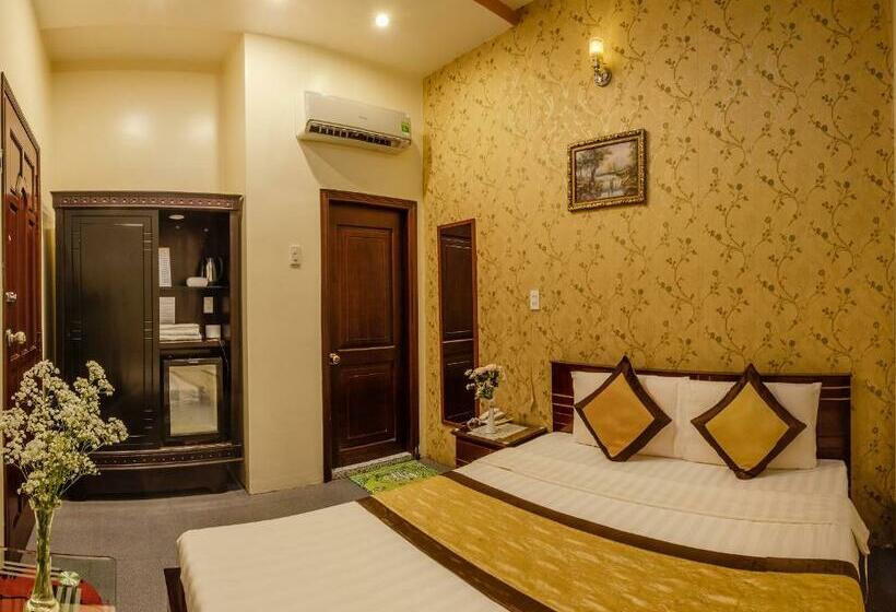 Basic Room, Dong Bao