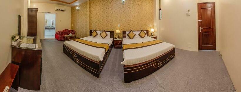 Standard Quadruple Room, Dong Bao