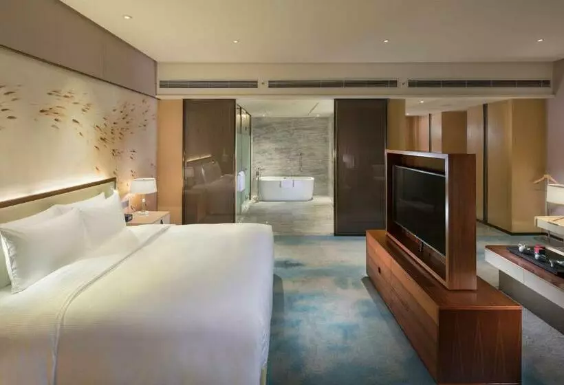 キングサイズベッドのエクゼクティブルーム, Hilton Quanzhou Riverside