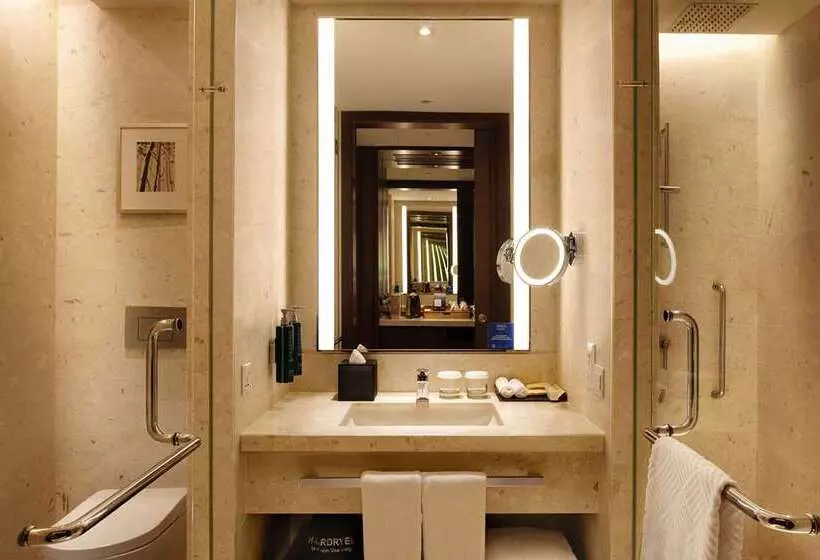 キングサイズベッドのデラックスルーム, Hilton Quanzhou Riverside