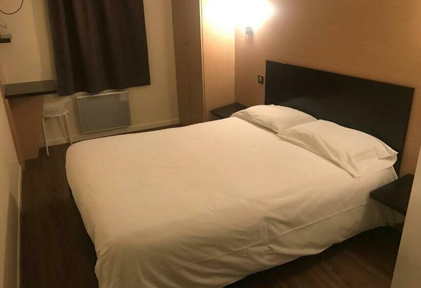 חדר סטנדרט, Hôtel Akena Pierrelaye