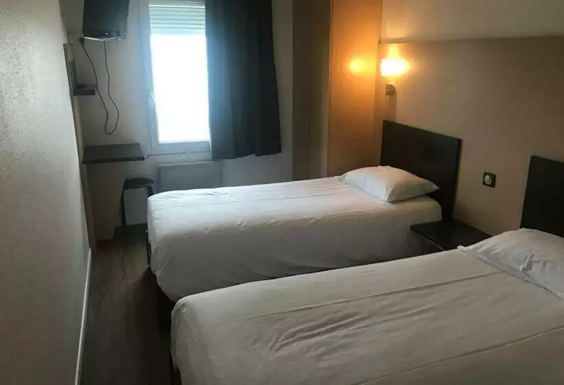 Standard-huone, Hôtel Akena Pierrelaye