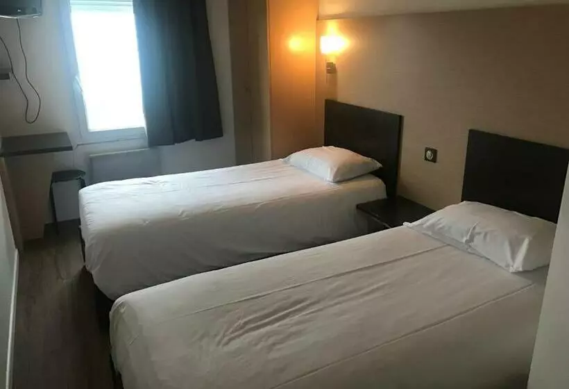 Standard-huone, Hôtel Akena Pierrelaye