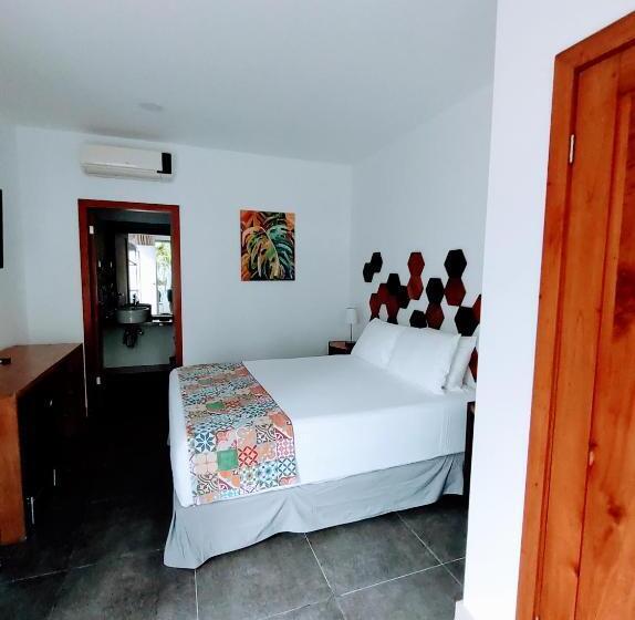 חדר סטנדרט לארבעה, La Vela Boutique