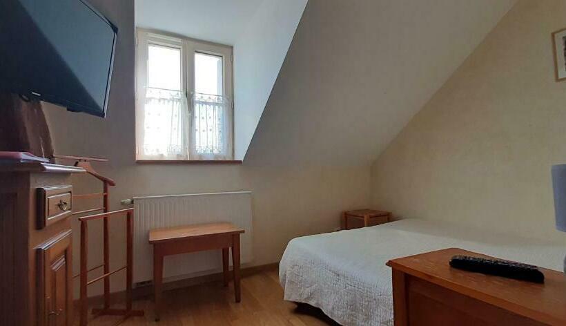 غرفة قياسية, Le Marmagne