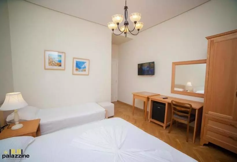 اتاق راحتی سه تخته, Le Palazzine