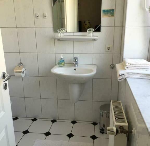 스탠다드 룸, Restaurant Zagreb