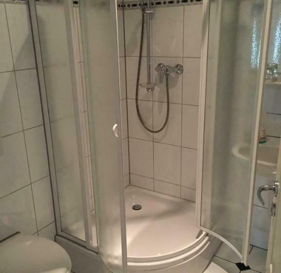 스탠다드 룸, Restaurant Zagreb