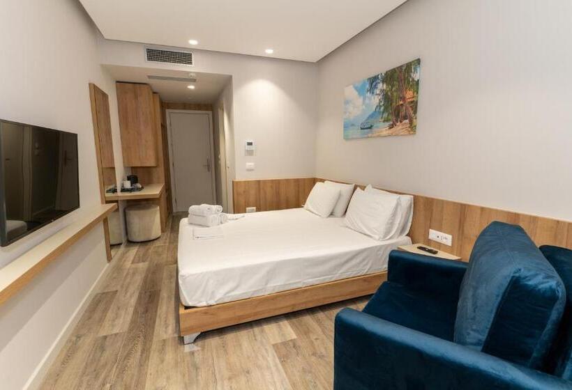 غرفة قياسية, Titania