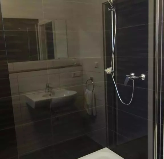 スーペリアールーム, Victoria Living