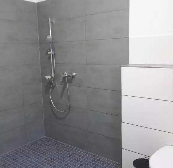身障者適用スーペリアールーム, Victoria Living
