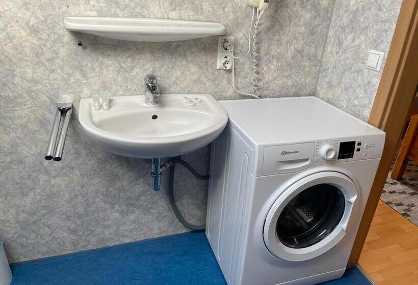 스탠다드 트리플 룸, Weibertreu