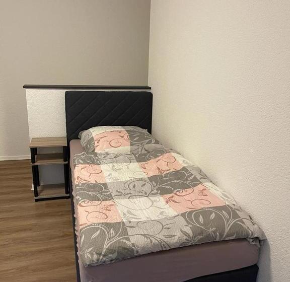 침실 2개 아파트, Weibertreu