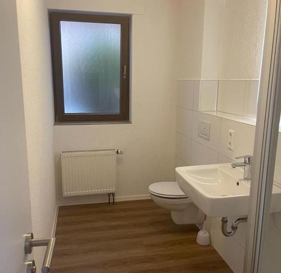 침실 2개 아파트, Weibertreu