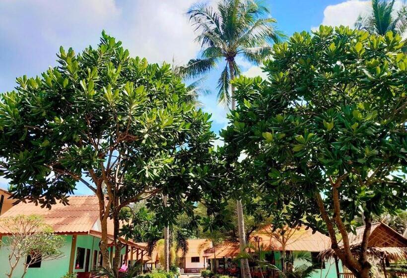 بنجلو سوبيريور, Lanta L.d. Beach Bungalow