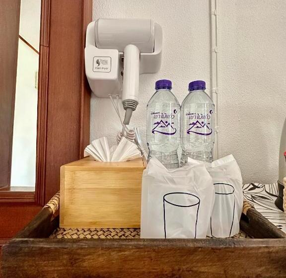 غرفة قياسية مزوَّدة بشُرفة, Lanta L.d. Beach Bungalow