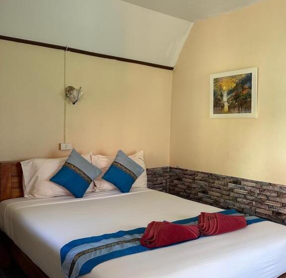 بنجلو سوبيريور, Lanta L.d. Beach Bungalow