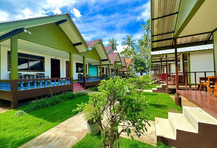 Номер Стандарт с Балконом, Lanta L.d. Beach Bungalow