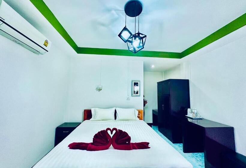 标准间带阳台, Lanta L.d. Beach Bungalow